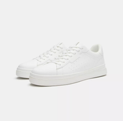 PULL&BEAR + DEIN FIRMENLOGO